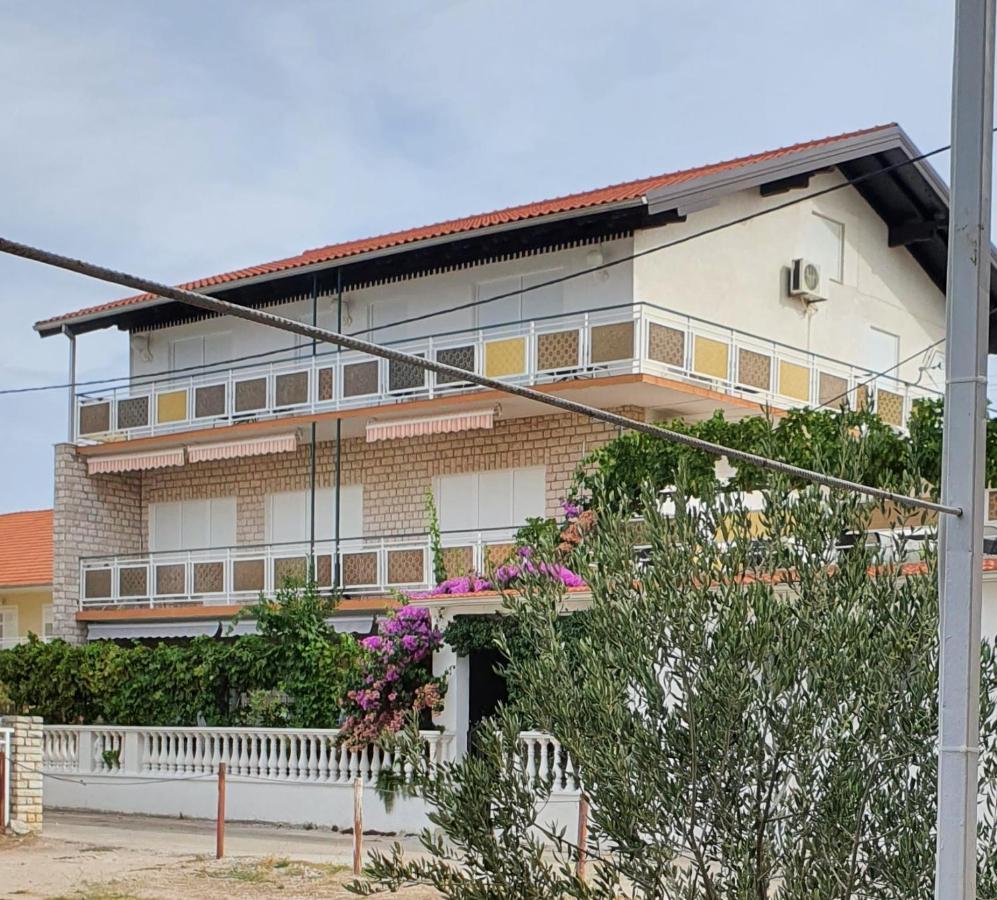Apartments Rino Vodice Exteriér fotografie